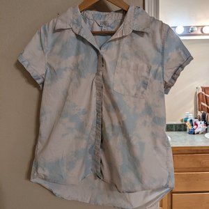 Market & Spruce Cloud Print Short Sleeve Shirt